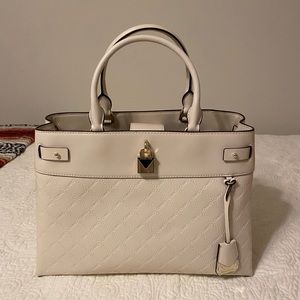 BRAND NEW/NEVER USED Michael Kors handbag!